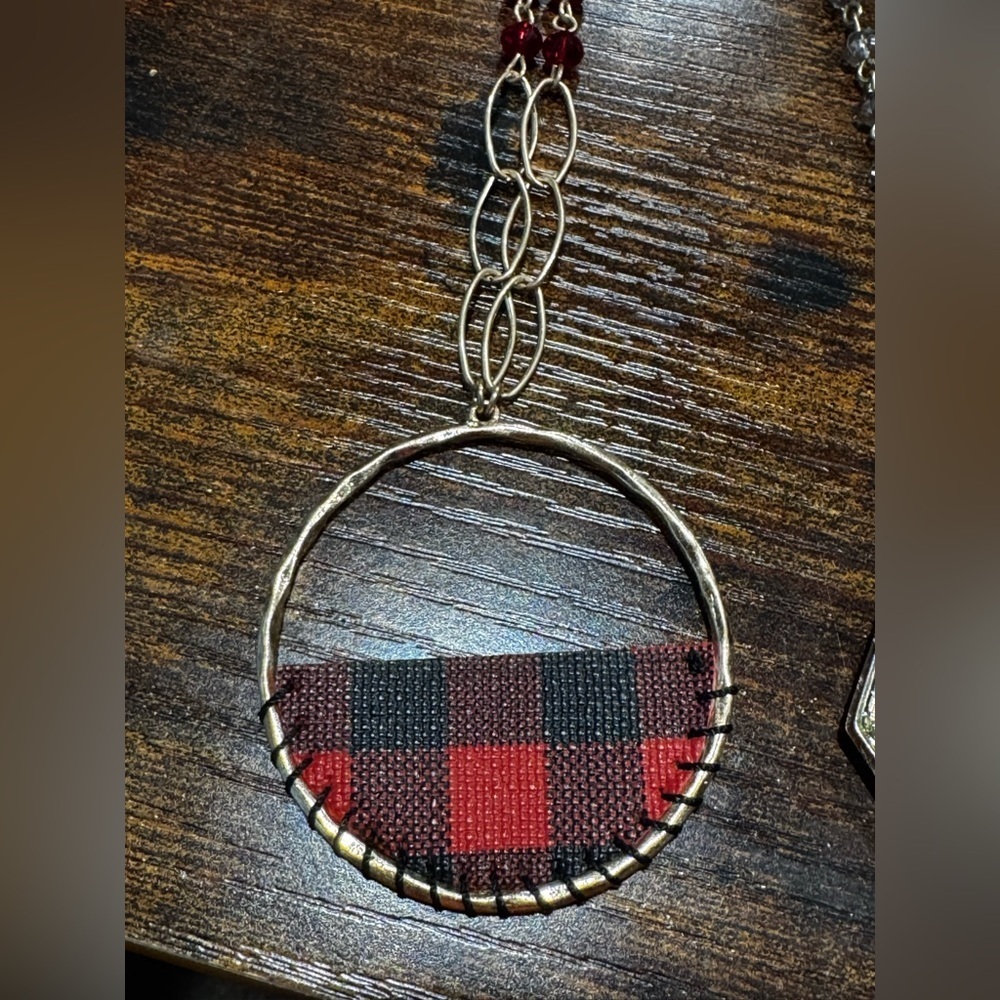 Bold Pendant Necklace Bundle - Picture 2 of 3